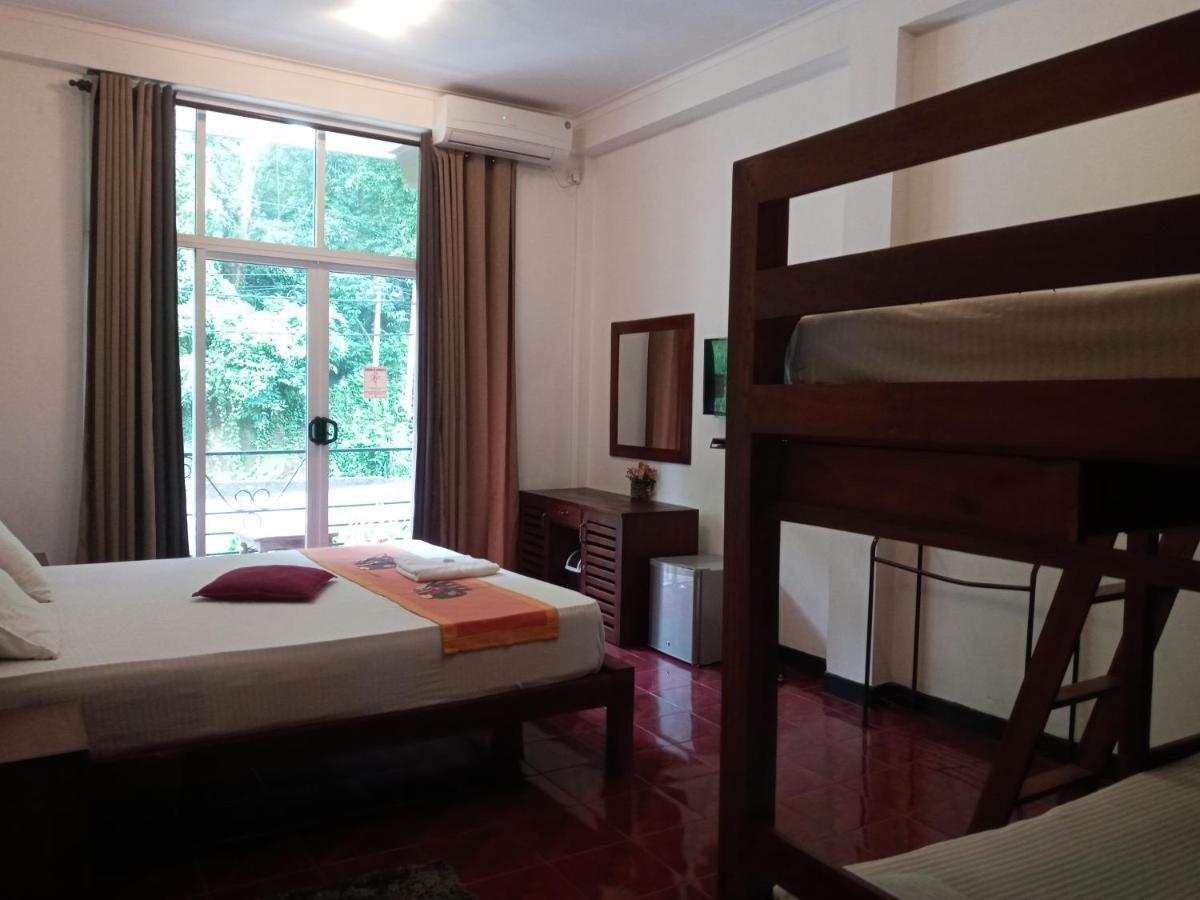 Forest Villa Канди Экстерьер фото