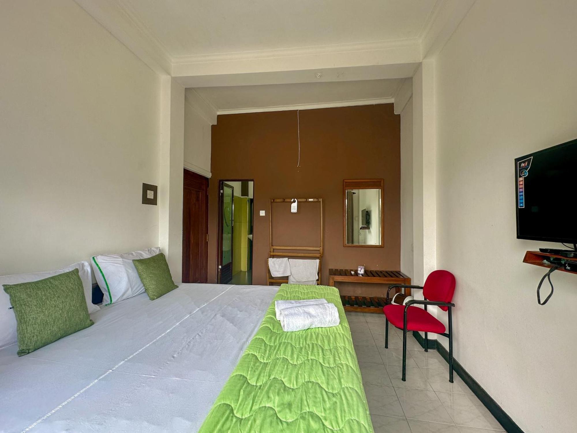 Forest Villa Канди Экстерьер фото